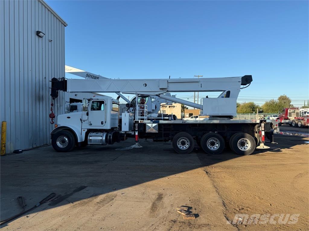 Altec AC38-127S Truck mounted cranes