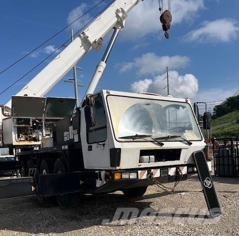 Krupp KMK 4080 All terrain cranes