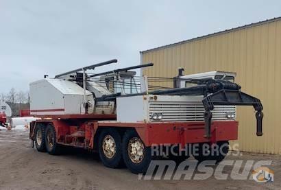 Link-Belt HC-218 All terrain cranes