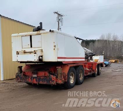 Link-Belt HC-218 All terrain cranes