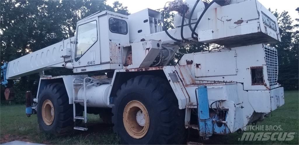 Link-Belt HSP-8055 Rough terrain cranes