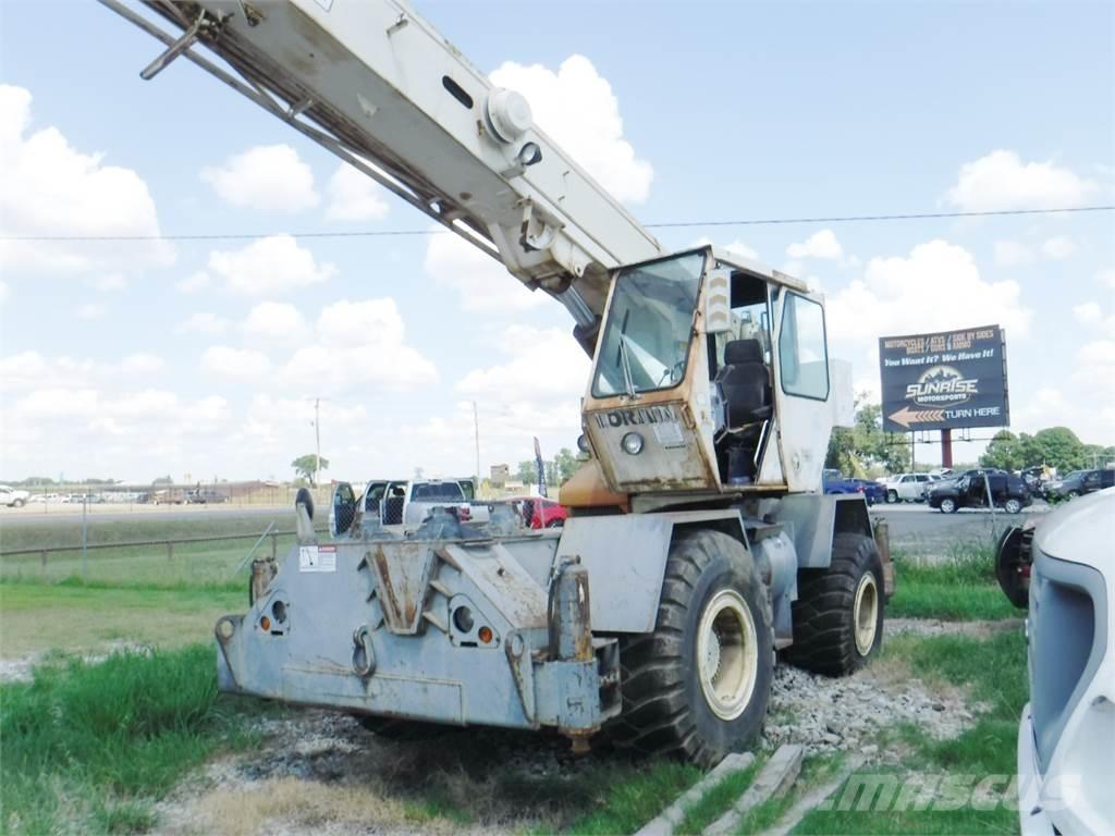Lorain LRT 275D Rough terrain cranes