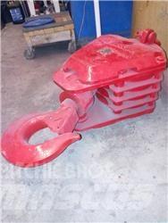 Lorain MCH 230E All terrain cranes