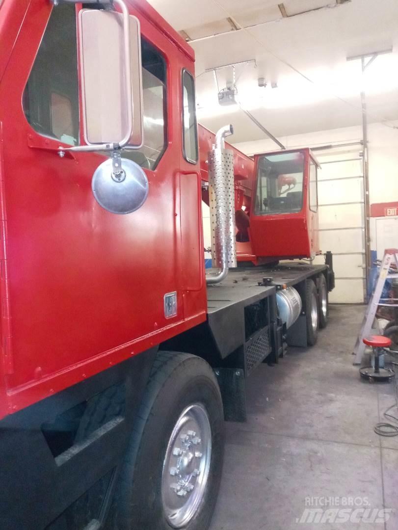 Lorain MCH 230E All terrain cranes