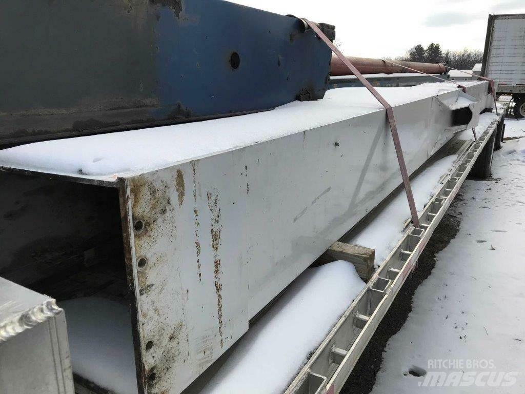 Manitex  Booms and arms