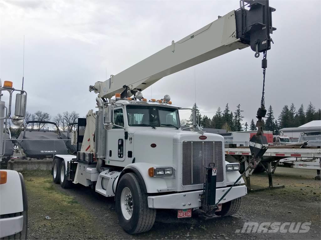 National 680E Truck mounted cranes