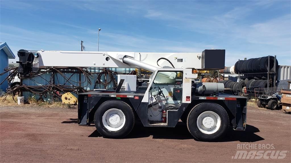 Shuttlelift 5540 Rough terrain cranes