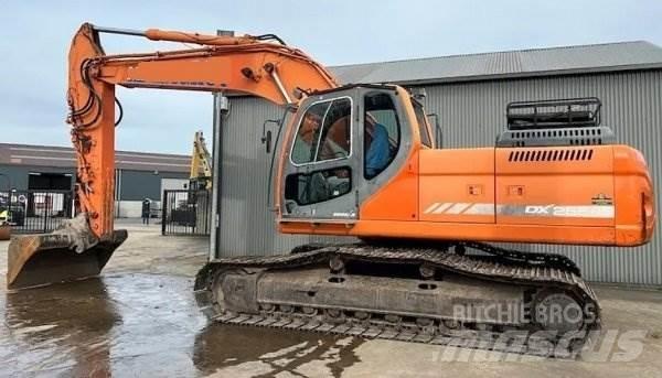 Doosan DX 255 LC Crawler excavators