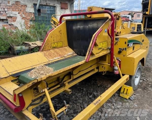  _JINÉ Vermeer - HG 200 Crushers