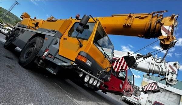 Liebherr LTM 1030.2 Truck mounted cranes