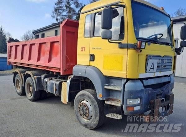 MAN TGA 33.413 FDAK Tipper trucks