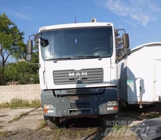MAN TGA 41.440 Tipper trucks