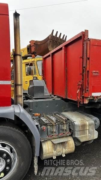 Renault Premium 250 Tipper trucks