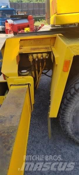 Tatra 148 AD20 Truck mounted cranes