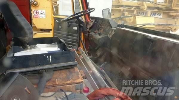 Tatra 815 +ČKD - AD 28 Truck mounted cranes