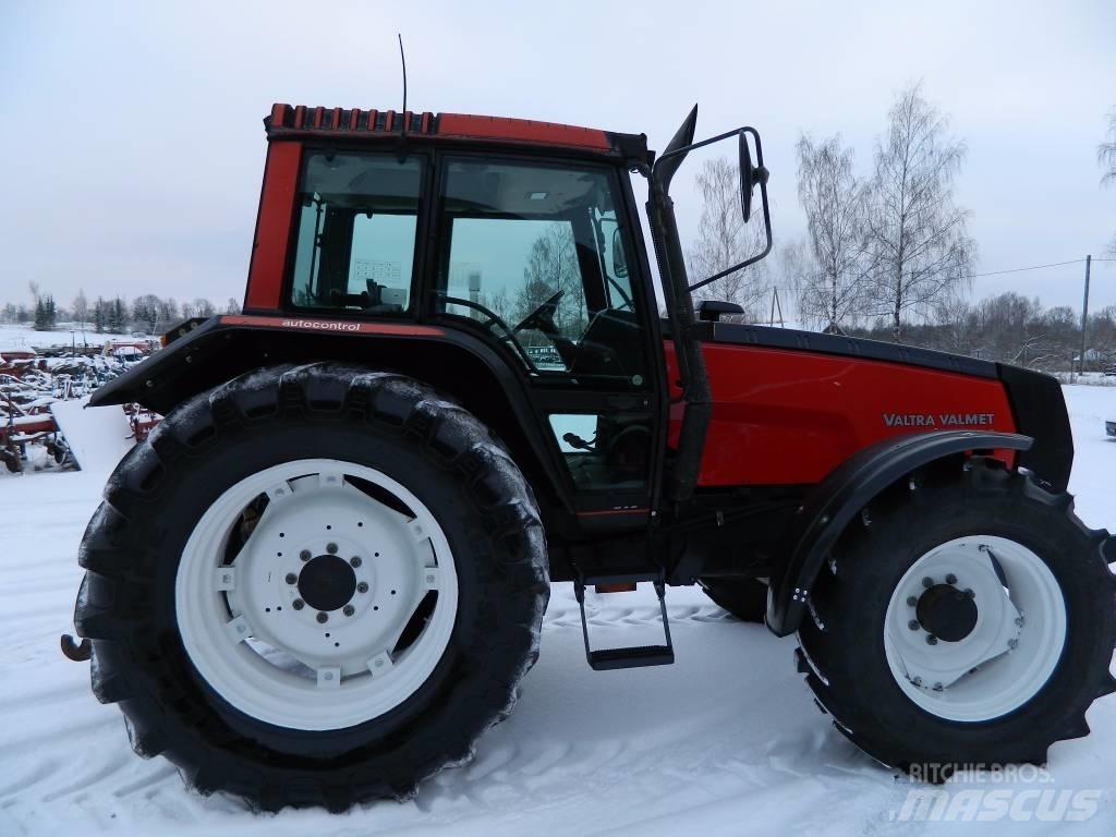 Valtra 8150 Tractors