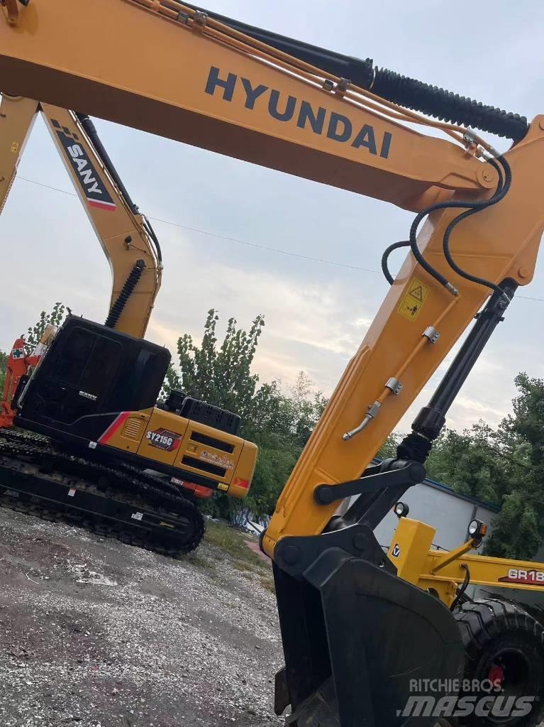 Hyundai R220 Crawler excavators