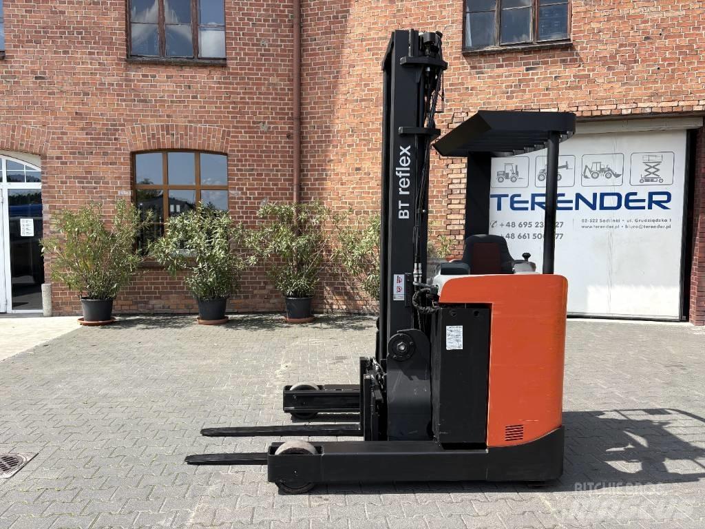 Toyota RRE 140 Reach truck