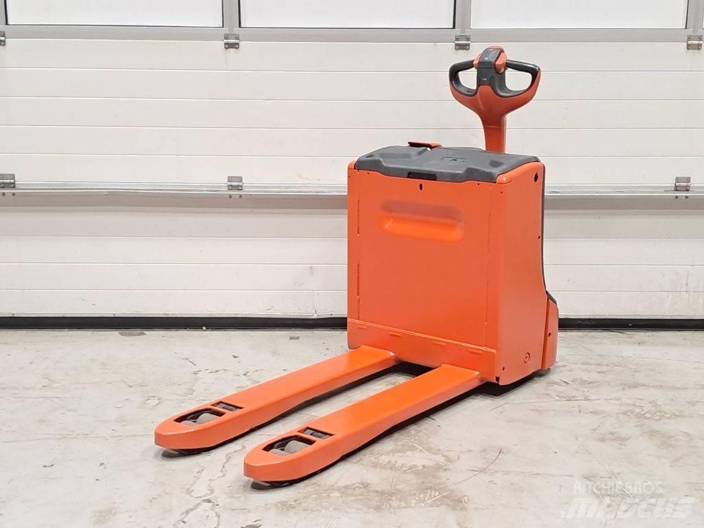 Linde T16 Low lifter