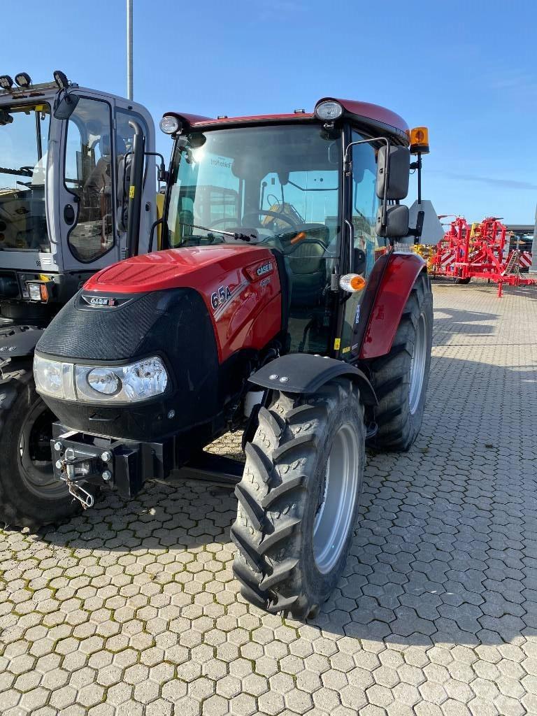 Case IH Farmall 65 A Tractors