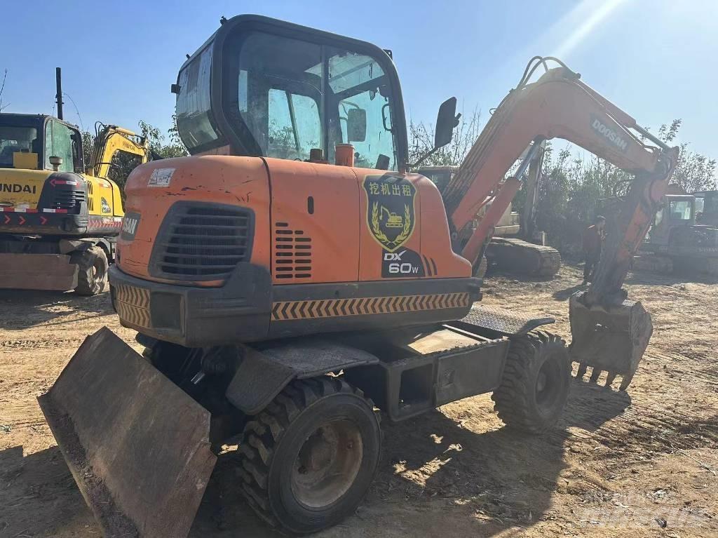 Doosan DX60W Mini excavators < 7t (Mini diggers)