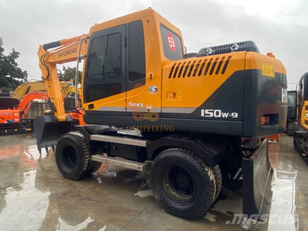 Hyundai 150W -9 Wheeled excavators