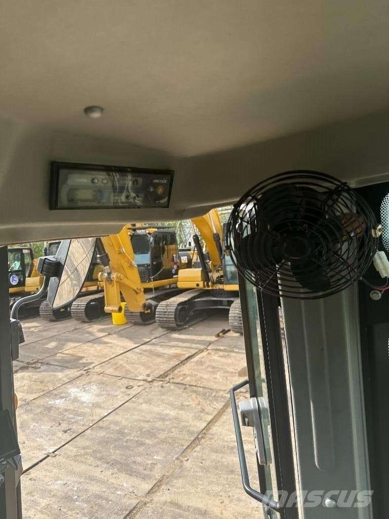 JCB 3 CX Backhoe