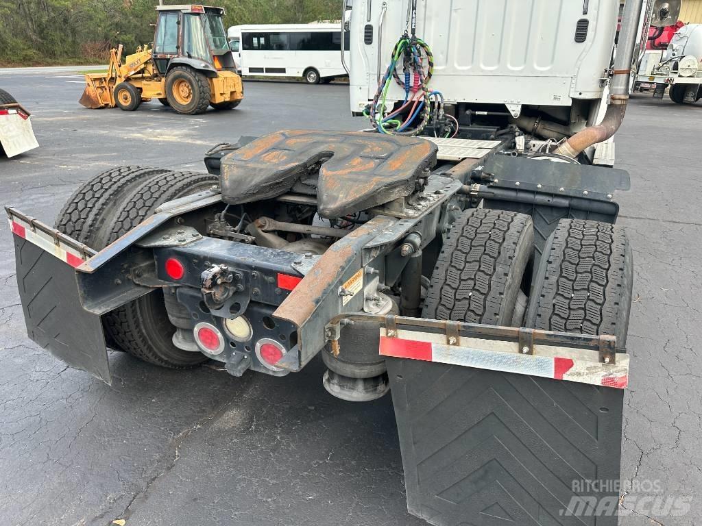 Freightliner M2 112 Prime Movers