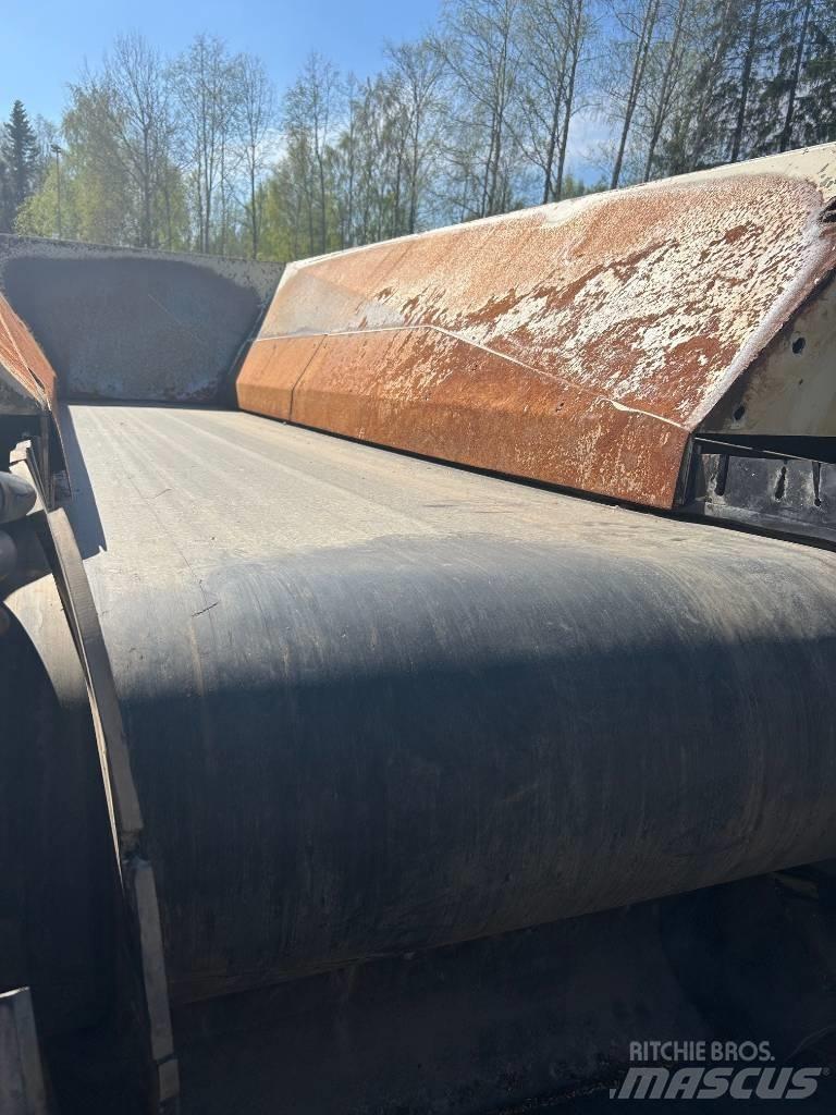 Metso ST 358 Mobile screeners