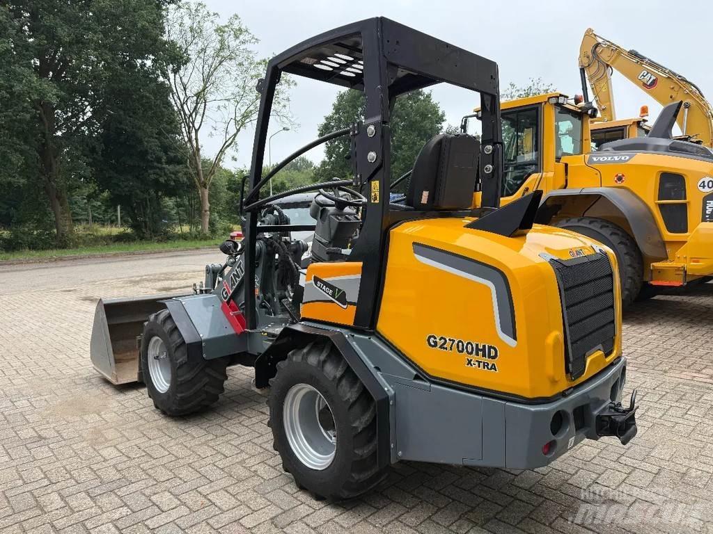 GiANT G2700 Wheel loaders