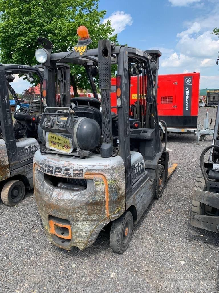 Nissan P1D1A18LQ LPG trucks