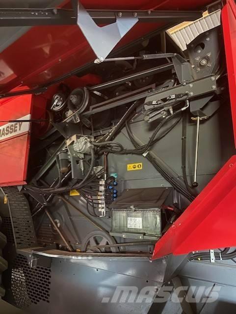 Massey Ferguson 7244 Combine harvesters