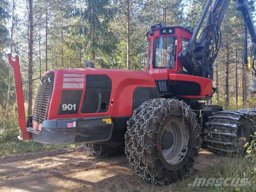 Komatsu 901 Harvesters