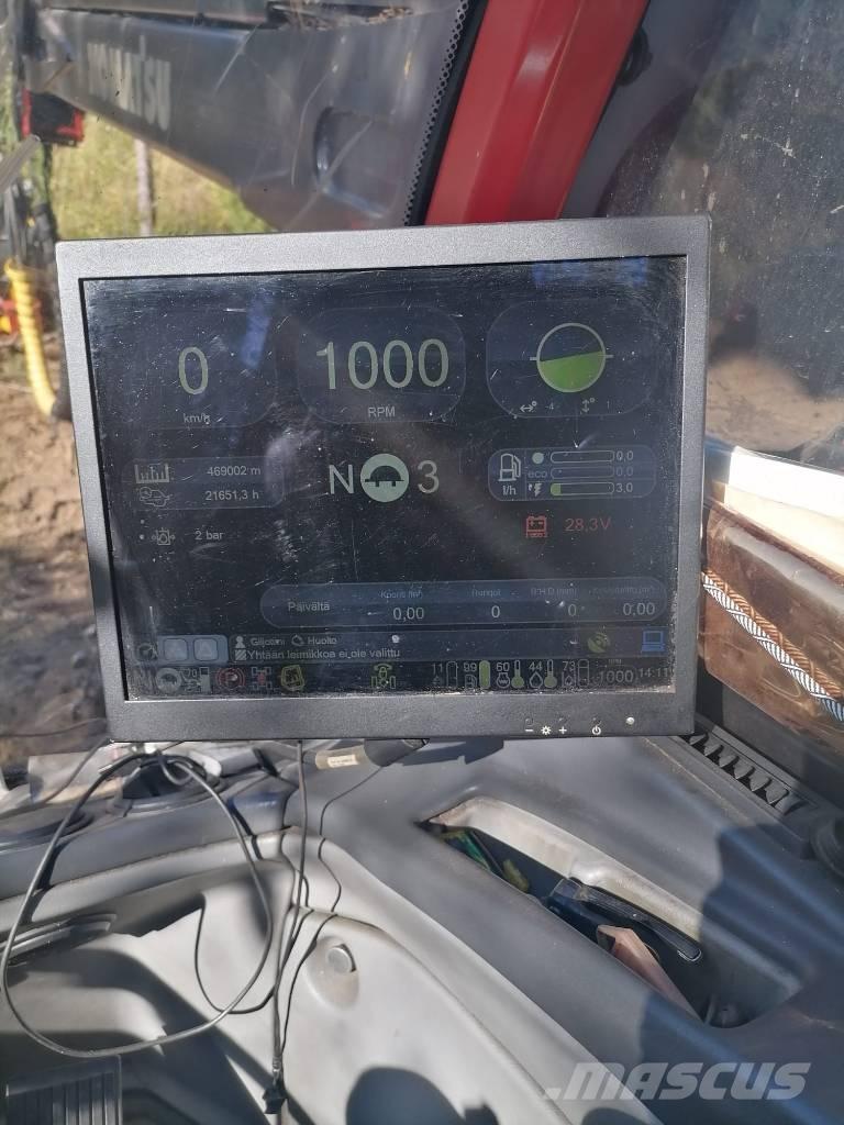 Komatsu 901 Harvesters