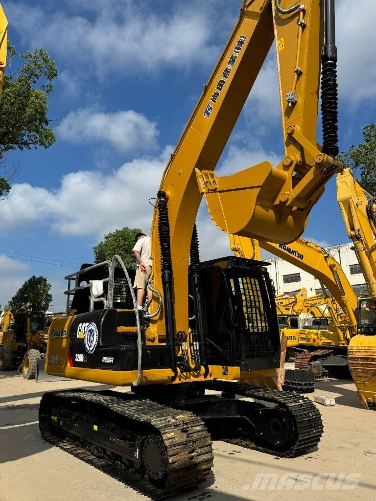 CAT 320 D Mini excavators  7t - 12t