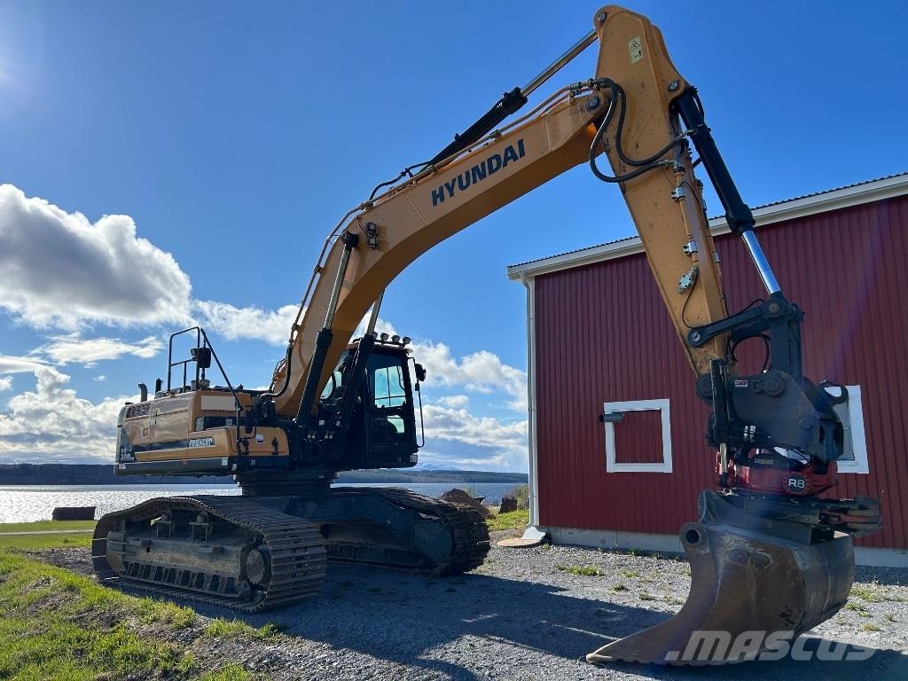 Hyundai HX 300 HW Crawler excavators