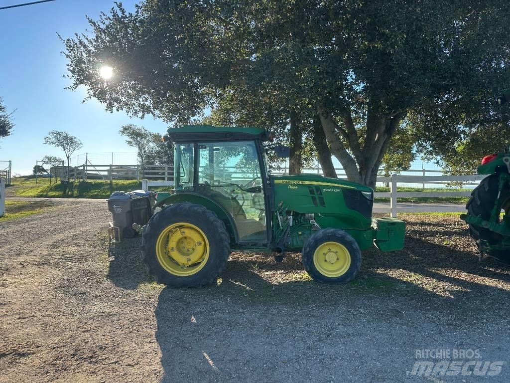 John Deere 5090 GN Tractors