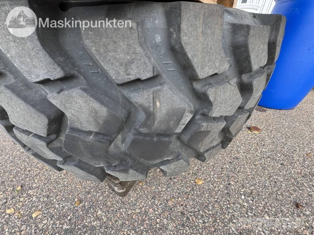 Trelleborg EMR1030 Tyres, wheels and rims
