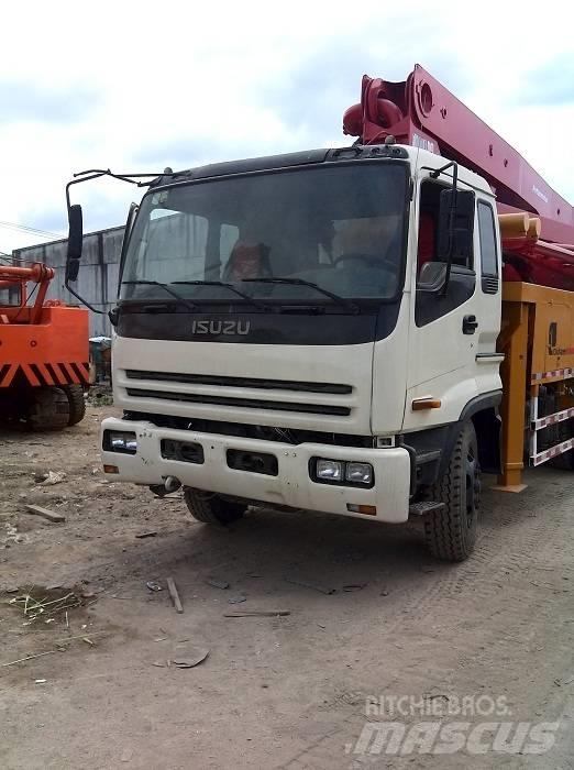 Putzmeister 37m Concrete pumps