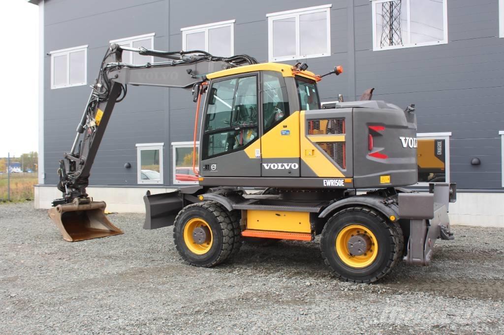 Volvo EWR 150 E Wheeled excavators