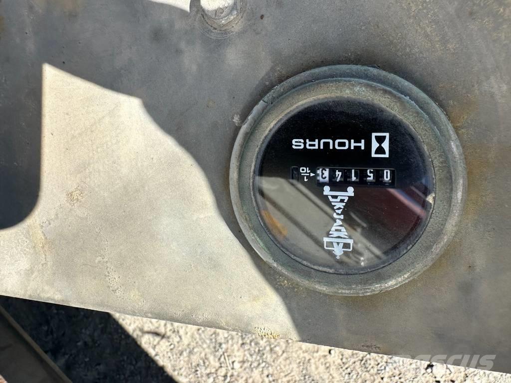 SkyJack SJ 3226 Scissor lifts