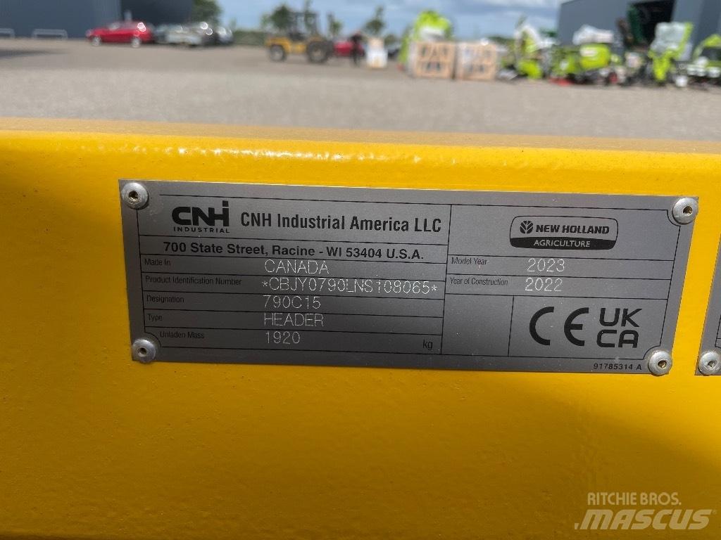 New Holland CX 8080 Combine harvesters