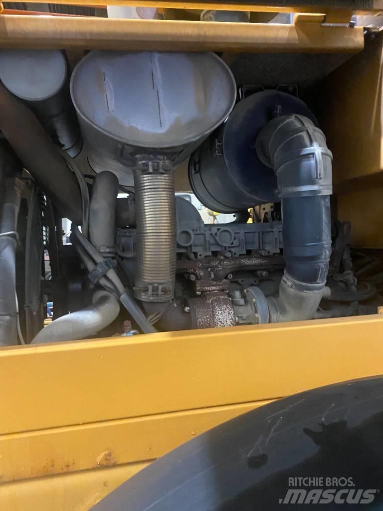 Ljungby L 10 Wheel loaders
