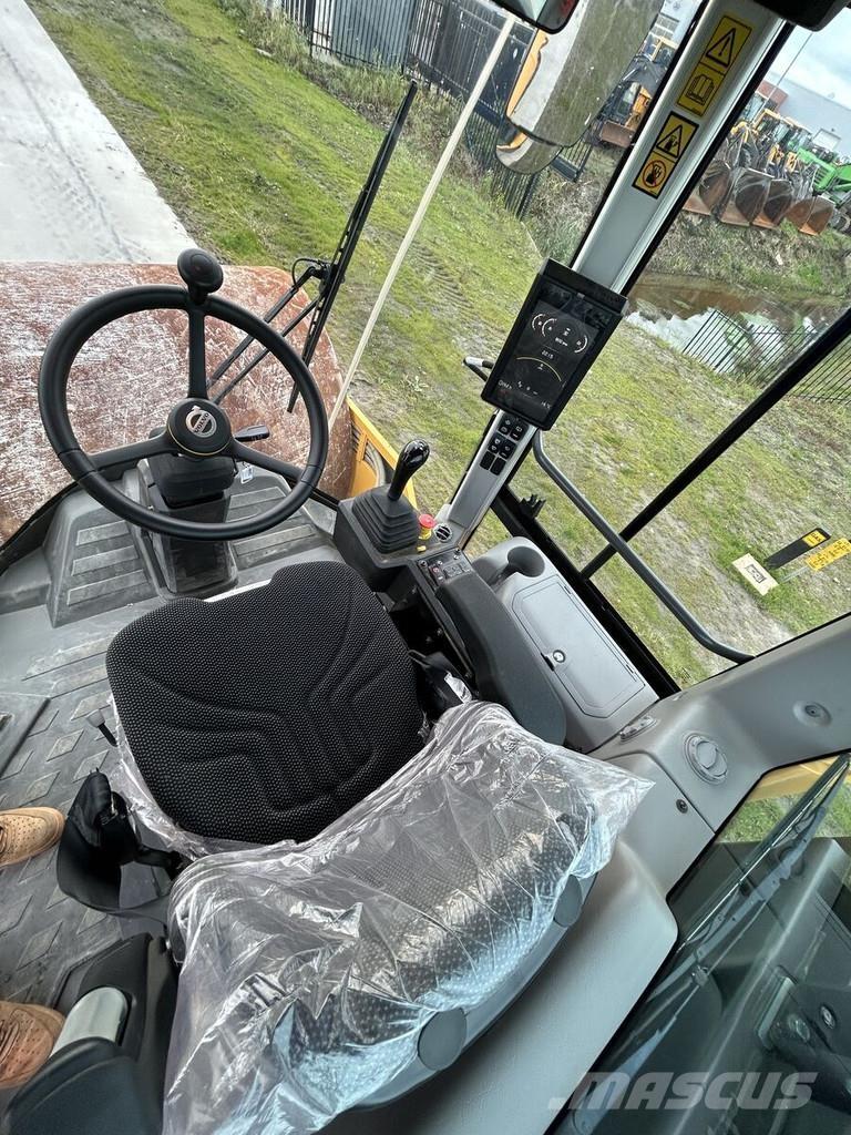 Volvo SD135B Single drum rollers