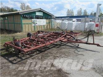  oma valmiste 6,3 m Harrows
