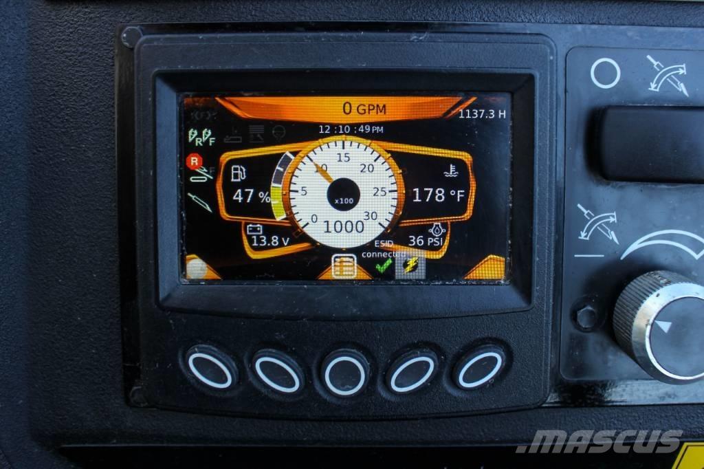 Ditch Witch JT20 Horizontal drilling rigs