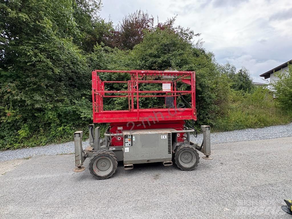SkyJack SJ 6832 RT Scissor lifts
