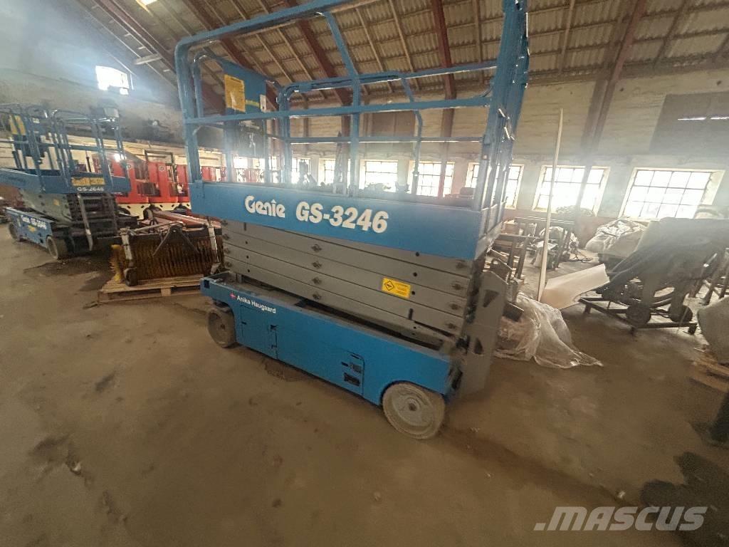 Genie GS3246 Scissor lifts