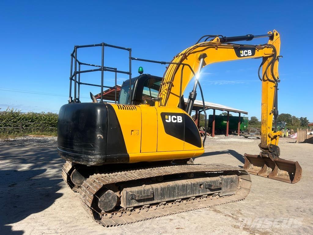 JCB JS 130 LC Crawler excavators
