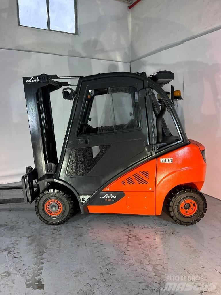 Linde H 25 D Diesel trucks